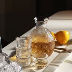 J Table 金邊酒瓶 + 燒酒杯 4入, 1套, 酒瓶 + 燒酒杯4入