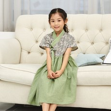 Picano女童款短袖生活韓服+迷你化妝包