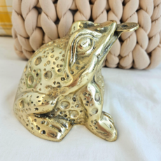 Kuching island. 招財進寶常平通寶葉錢 錢蟾蜍手工黃銅鑄品, 金色