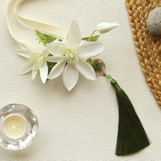 The Flower Market 高級人造鐵線蓮骨灰罈花圈, 1個, 白色