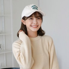 RIGHT NOW 布魯克林簡約刺繡棒球帽