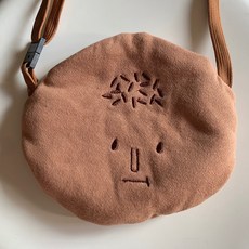 모모 다용도 삼각김밥 찐빵 미니가방