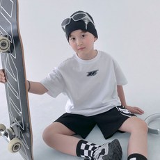 BerryCloset 男童中央粗體短袖T恤