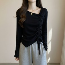 UNHEVE 女款側邊抓皺方領T恤