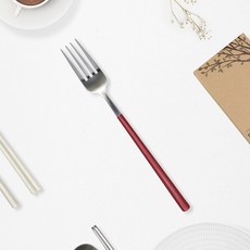 RAONNURI 可用於洗碗機的Reve彩色叉子, 酒紅色, 1個