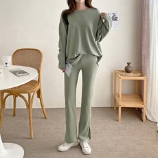 TEETAK 女款素色寬鬆運動裝