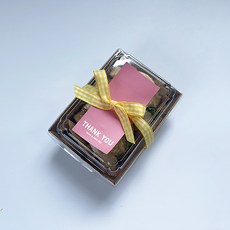 Tina Picnic 迷你牛皮一次性容器 + 貼紙 粉嫩粉紅色 + 黃色緞帶 套組, 20套, 便當容器(20p) + 貼紙 粉嫩粉紅色(20p) + 黃色緞帶(20p)