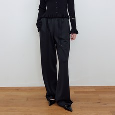 Mazone 女款蕾絲平紋針織運動褲