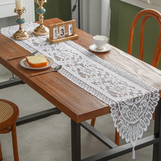 優雅蕾絲餐桌裝飾桌旗, 白色, 33 x 183 cm