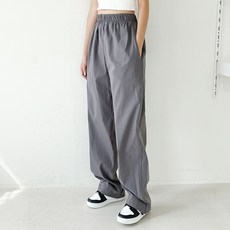 Tomatofactory 女款 From 防風尼龍鬆緊帶寬版束口褲