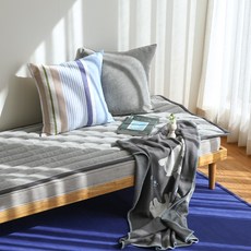 ORIGO 絎縫寬沙發墊