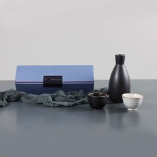 陶瓷金邊清酒杯瓶禮盒, 陶瓷酒瓶+2種清酒杯, 1組