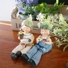 自然花卉花壇坐姿小情侶雕像組, 混合色