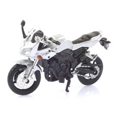 Replicas 1:18複製品YAMAHA FZ-1摩托車模型 MTX019053SI, 銀色