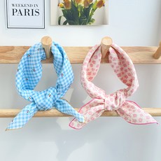 woojooi 女童用 Merry Bong Bong 圍巾 2件組