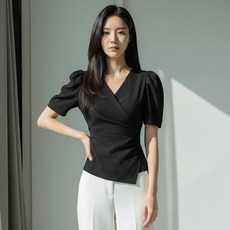 ViVEMO Serene 斜紋細褶短袖泡泡袖襯衫 12699