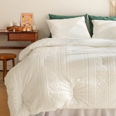 經典針織燒花超細纖維冬季棉被, 奶油白