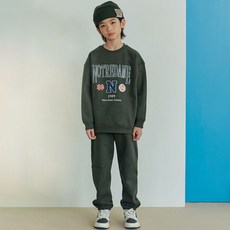 vavkids 青少年兒童款聖母院刷毛上下套裝