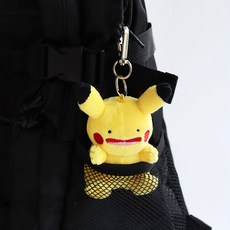 포켓몬스터 피카츄로 변한 메타몽 가방고리 시팅, 8cm, 혼합색상, 1개