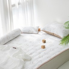 MerryTwoTwo 嬰幼兒用涼爽臉頰熊涼感Duraron鬆緊帶型涼墊, 1個, 單一顏色