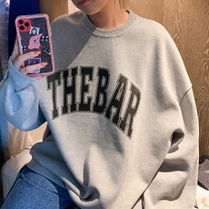 마켓에이 더바 라운드 루즈핏 맨투맨