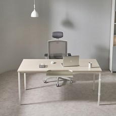 네스룸 SE0등급 코어 다용도 컴퓨터 책상 + 멀티탭트레이 + 멀티거치대 세트 방문설치, 라이트 오크