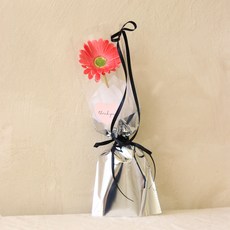 센트바스켓 조화 거베라 발레코어 한송이 꽃다발, 딥핑크, 1개