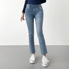 jalbba jean 女款自然修身直筒丹寧褲