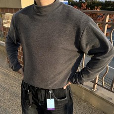 Meosidda 男士柔軟半高領T恤