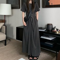ViVEMO Cross Rayvin 短袖長版洋裝 10497 含大尺碼, 深灰色