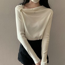 peilit 女款修身領口抓皺針織T恤