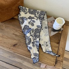 Allode 大花朵領結圍巾