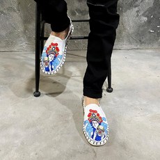 氣墊刺繡大尺碼平底鞋