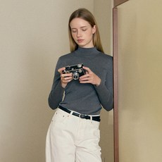 BASIC HOUSE 女性羅紋半高領T恤 LZTS0212