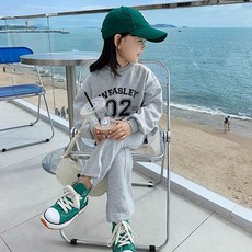 CONTIKIDS 女童款Keeper字樣長袖衣褲套裝