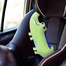半島良品 汽車安全帶抱枕靠枕, 1個, 綠色鱷魚