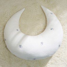 lolbaby 嬰兒絎縫月亮抱枕, 北極熊白