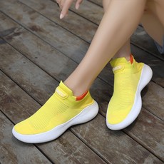 中筒針織襪套運動鞋