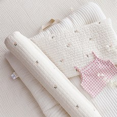 Malolotte 돗투돗 100支棉絎縫刺繡嬰兒長抱枕 + 枕芯套組, 甜蜜鬱金香