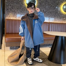 男童款冬季男孩蓬鬆內襯長大衣