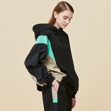 伊皮比七空 女款 Coloration 訓練連帽衫