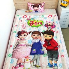 童款小豆妮和她的好朋友圖案印花棉質絎縫被, 粉色