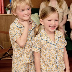 DOSSY 兒童絲滑親膚短袖翻領睡衣上下套裝 D-520