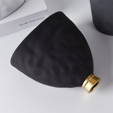 JHCompany單色極簡主義花瓶, 黑色的