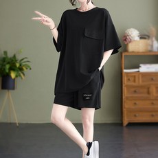 Elsso 女款大口袋寬鬆Oversize版型短袖短褲上下裝運動兩件式套裝