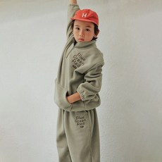 vavkids 兒童字母刷毛上下套裝