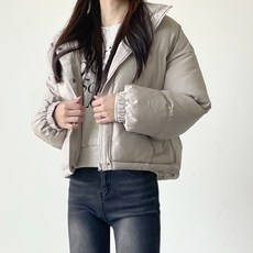 잘빠진 여성용 리사 하이넥 숏 패딩 점퍼