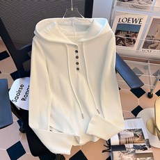 Andaromi 羅紋鈕扣簡約連帽T恤