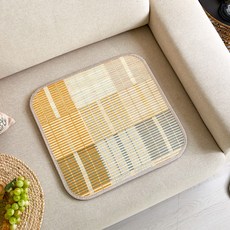 Modern House 編織線編織的圖案涼蓆坐墊, 淺褐色