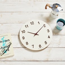 에이치씨 플랫 우드 라운드 3D숫자 무소음 벽시계 29cm, 아이보리